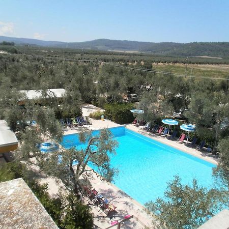 ויאסטה Residence Baia Del Gallo מראה חיצוני תמונה