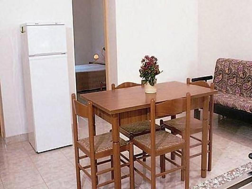 ויאסטה Residence Baia Del Gallo מראה חיצוני תמונה