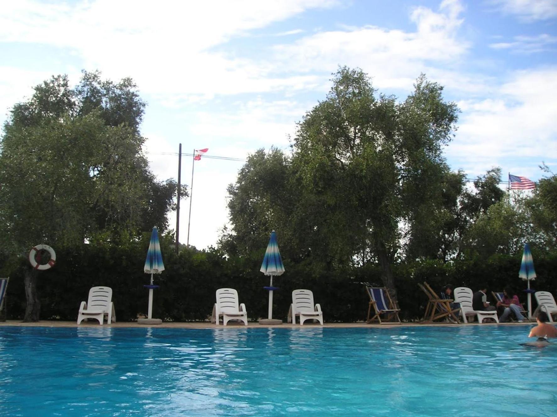 ויאסטה Residence Baia Del Gallo מראה חיצוני תמונה
